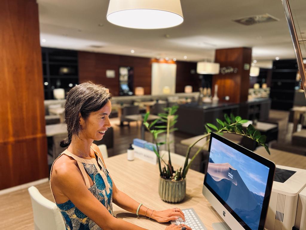 Fake office photo